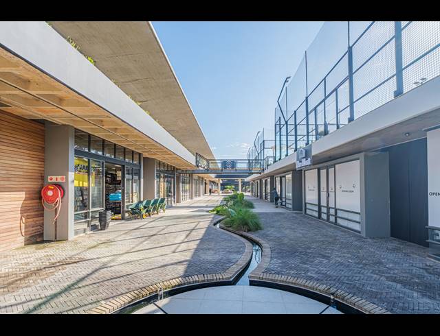 61.30M² RETAIL TO LET IN PORT ZIMBALI